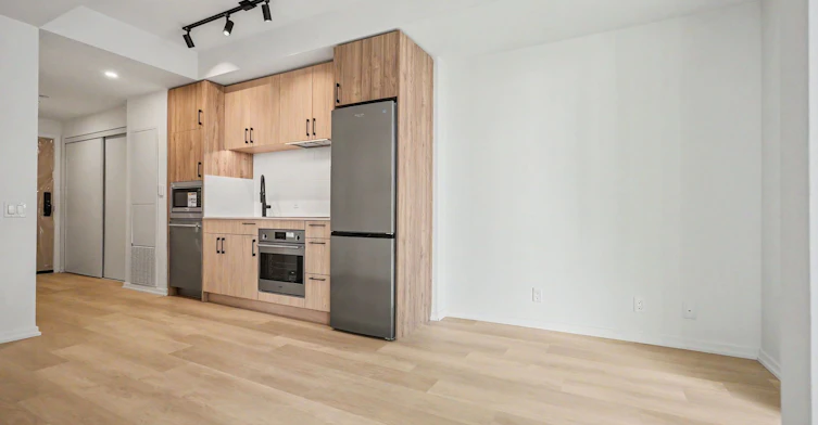 1111-109 Erskine Avenue, Toronto, ON, M4P 0G6 - 10