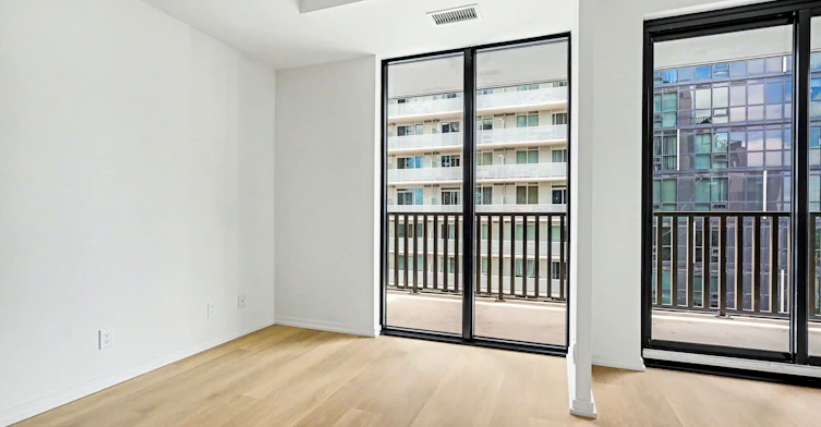 1610-109 Erskine Avenue, Toronto, ON, M4P 0G6 - 10