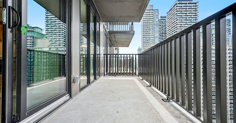 1610-109 Erskine Avenue, Toronto, ON, M4P 0G6 - 17