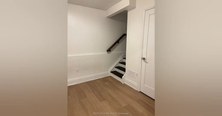 Main-186 Mutual Street, Toronto, ON, M5B 2B3 - 4
