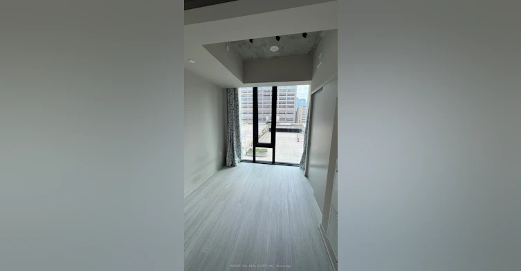710-195 Mccaul Street, Toronto, ON, M5T 0E5 - 2