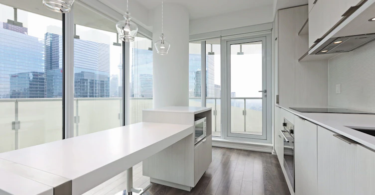 3009-197 Yonge Street, Toronto, ON, M5B 0C1 - 9