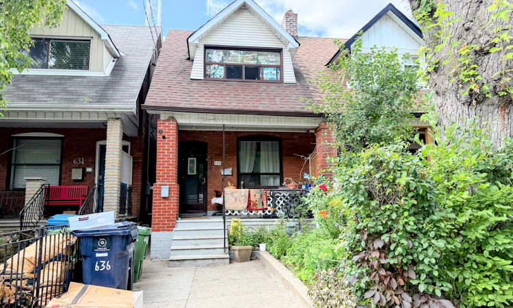 636 Clinton Street