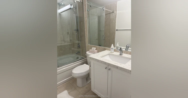 305-102 Bloor Street W, Toronto, ON, M5S 1M8 - 9