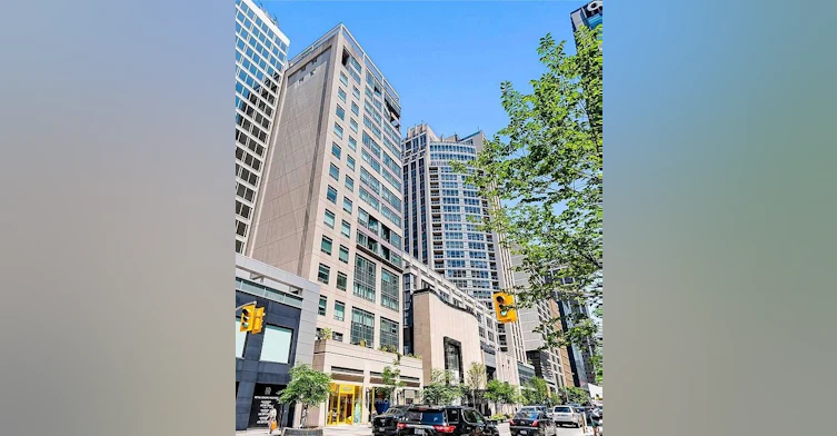 305-102 Bloor Street W, Toronto, ON, M5S 1M8