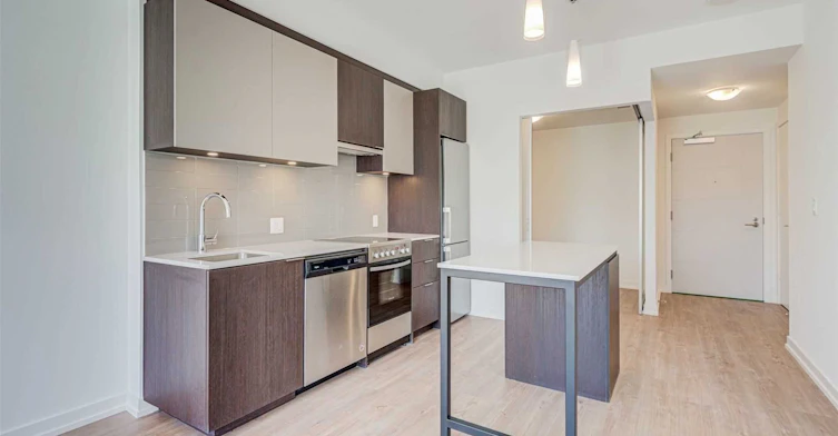 512-203 College Street, Toronto, ON, M5T 1P9 - 9