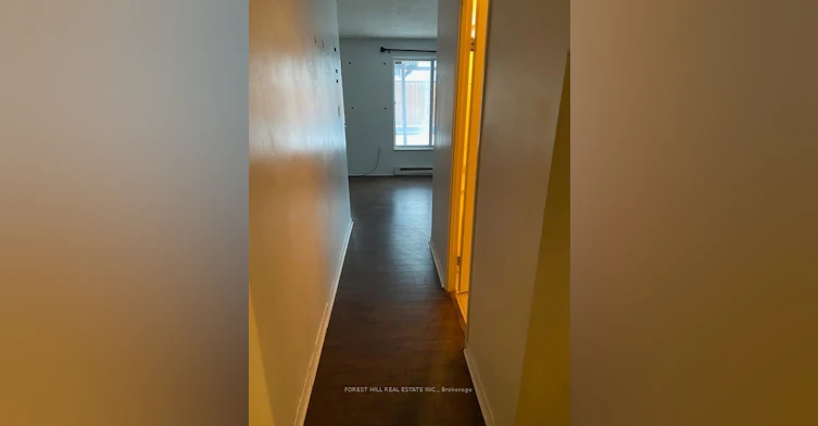 2nd Fl Unit 2-436 Queen Street W, Toronto, ON, M5V 2A8 - 2