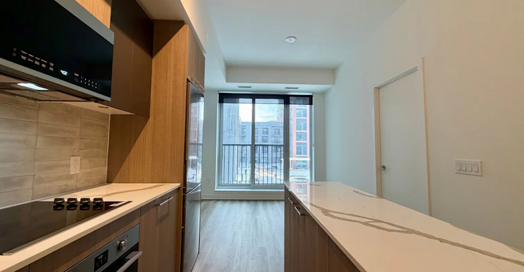 324-30 Dreamers Way, Toronto, ON, M5A 2G5 - 3