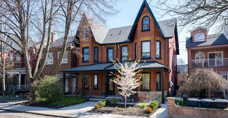 3-47 Northcote Avenue, Toronto, ON, M6J 3K2