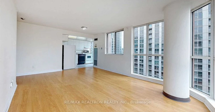 2610-736 Bay Street, Toronto, ON, M5G 1N6 - 6