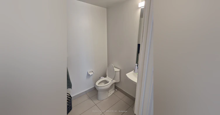 1574-135 Lower Sherbourne Street, Toronto, ON, M5A 1Y4 - 5