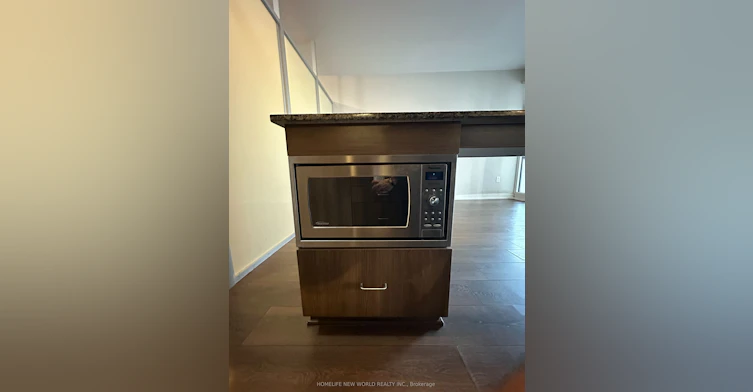1606-426 University Avenue, Toronto, ON, M5G 1S9 - 13