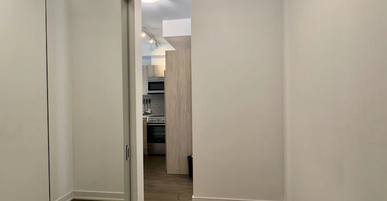 1210-57 St. Joseph Street, Toronto, ON, M5S 0C5 - 5