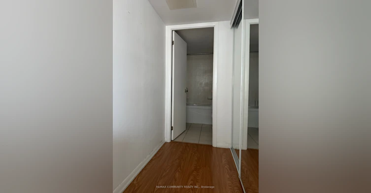 1209-37 Grosvenor Street, Toronto, ON, M4Y 3G5 - 7