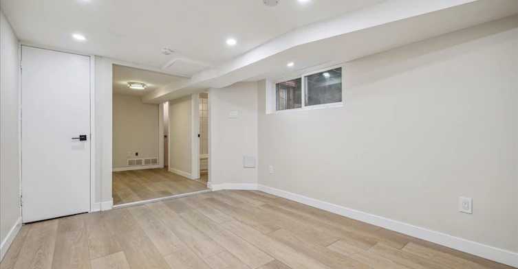 Basement-112 Claremont Street, Toronto, ON, M6J 2M5 - 10