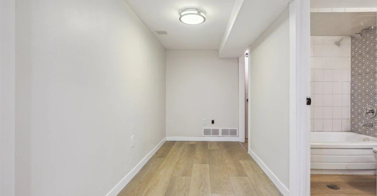 Basement-112 Claremont Street, Toronto, ON, M6J 2M5 - 15