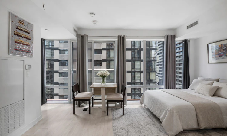 1404-18 Maitland Terrace