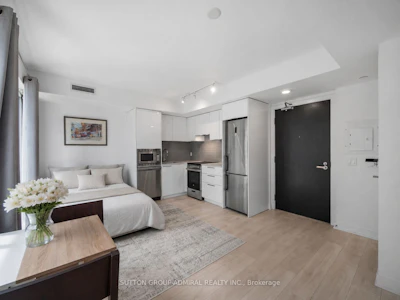 1404-18 Maitland Terrace - 3