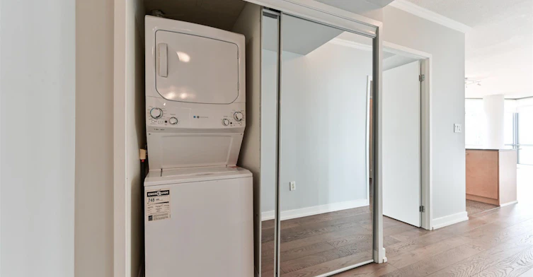 1102-5 Mariner Terrace, Toronto, ON, M5V 3V6 - 20