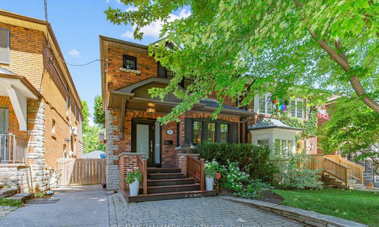 26 Mcnairn Avenue