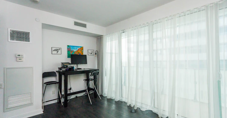 2610-42 Charles Street, Toronto, ON, M4Y 1T4 - 4