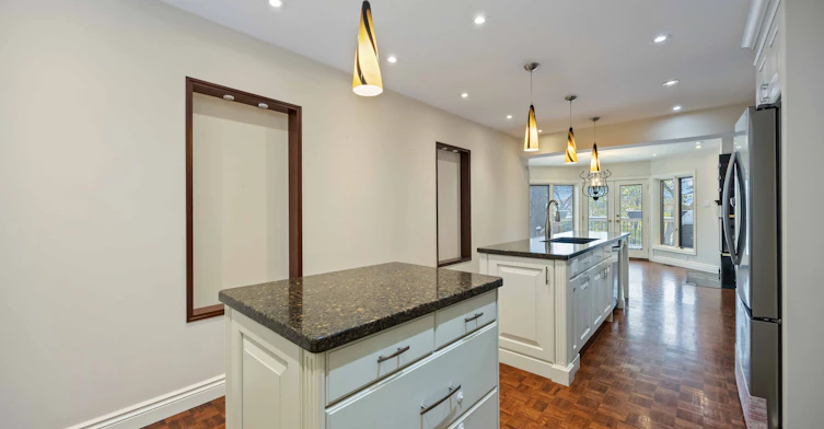 12 Donwoods Drive, Toronto, ON, M4N 2G1 - 12