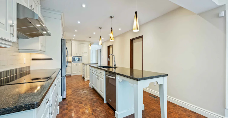 12 Donwoods Drive, Toronto, ON, M4N 2G1 - 14