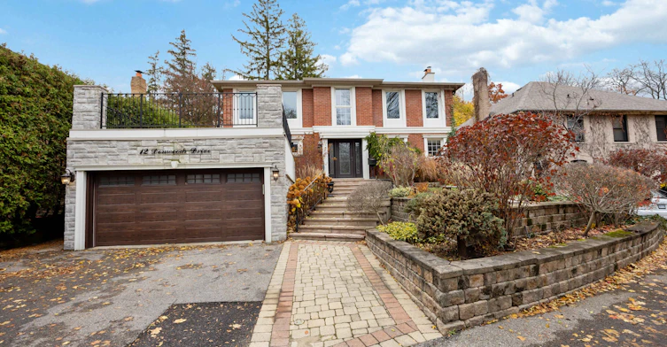 12 Donwoods Drive, Toronto, ON, M4N 2G1