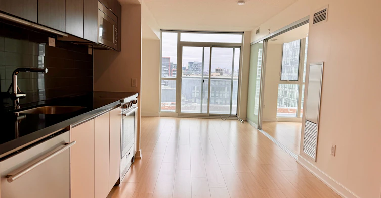 1209-85 Queens Wharf Road, Toronto, ON, M5V 0J9 - 2