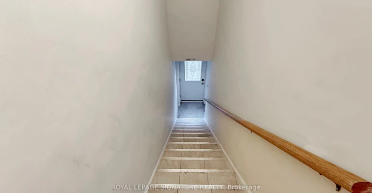 B-61 Cameron Street, Toronto, ON, M5T 2H1 - 5