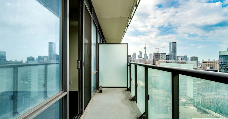 2501-832 Bay Street, Toronto, ON, M5S 1Z6 - 8