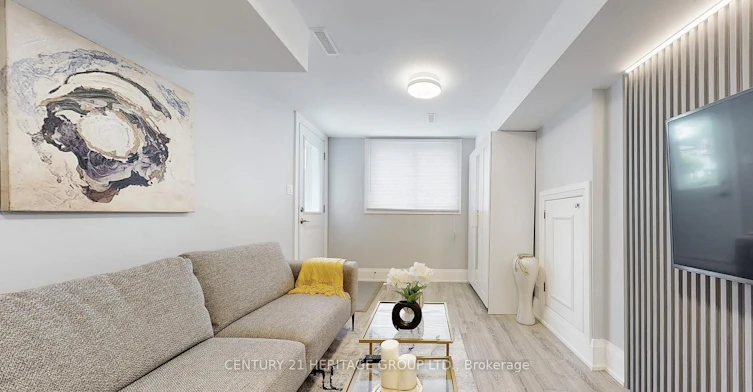 Lower-29 Manadon Drive, Toronto, ON, M2M 1W8 - 4