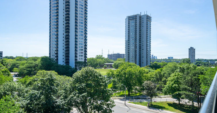 607-25 St Dennis Drive, Toronto, ON, M3C 1E7 - 21