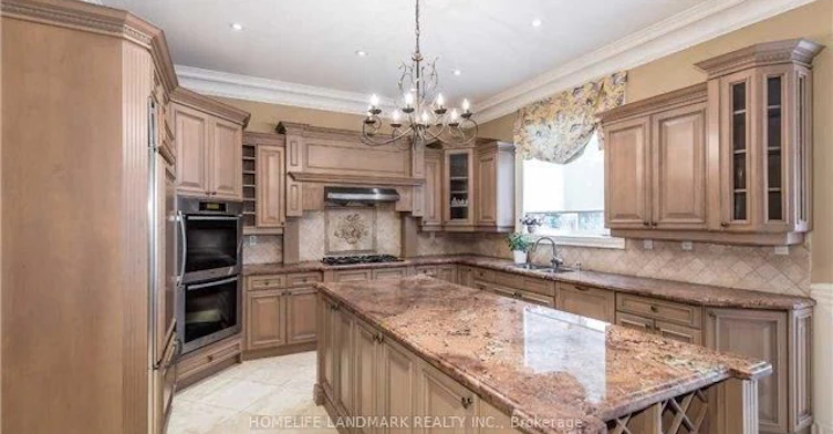 377 Hollywood Avenue, Toronto, ON, M2N 3L3 - 4