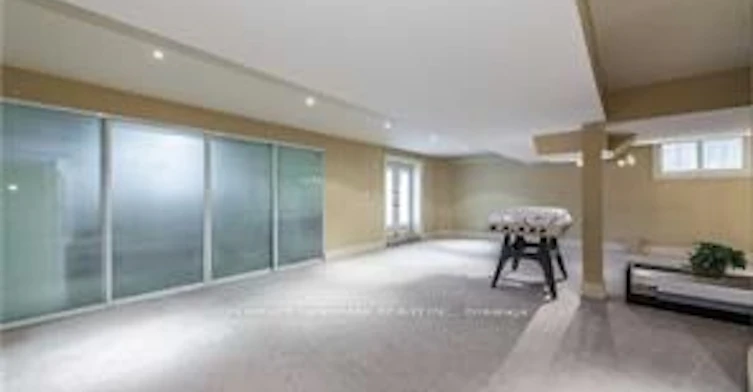 377 Hollywood Avenue, Toronto, ON, M2N 3L3 - 9