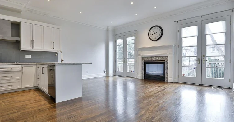 183 Douglas Avenue, Toronto, ON, M5M 1G7 - 6