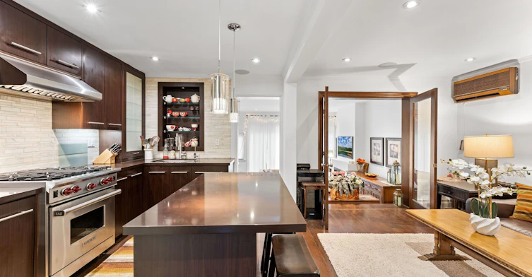 24 Mann Avenue, Toronto, ON, M4S 2Y3 - 12