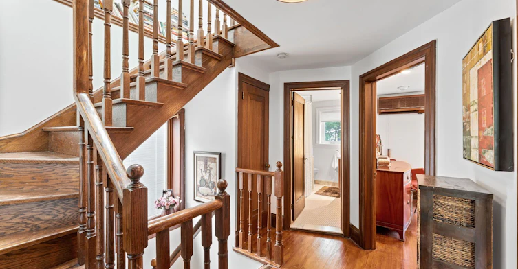 24 Mann Avenue, Toronto, ON, M4S 2Y3 - 35