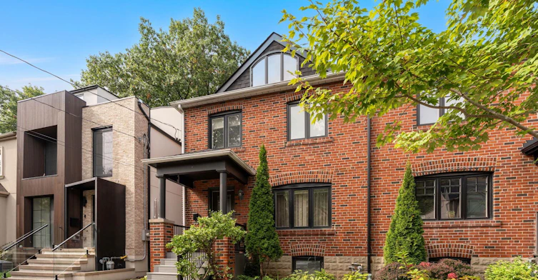 24 Mann Avenue, Toronto, ON, M4S 2Y3 - 4