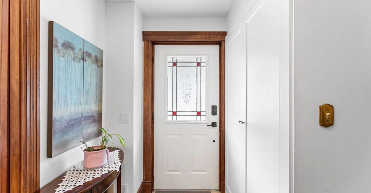 24 Mann Avenue, Toronto, ON, M4S 2Y3 - 7