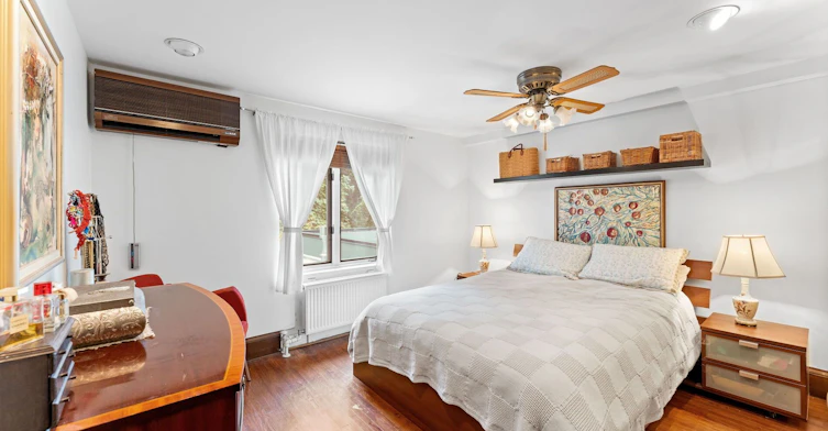 24 Mann Avenue, Toronto, ON, M4S 2Y3 - 31