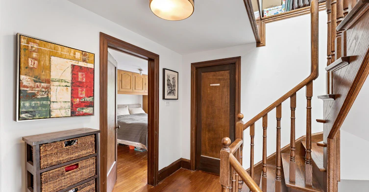 24 Mann Avenue, Toronto, ON, M4S 2Y3 - 36