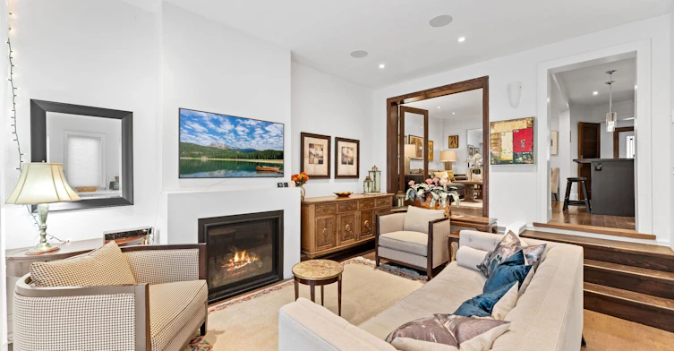 24 Mann Avenue, Toronto, ON, M4S 2Y3 - 19
