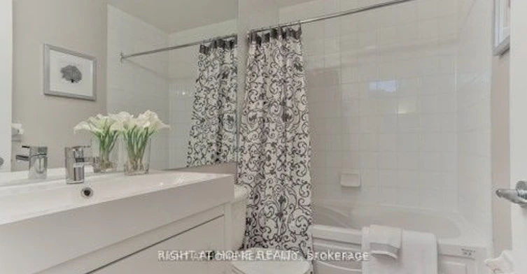 813-700 King Street W, Toronto, ON, M5V 2Y6 - 11