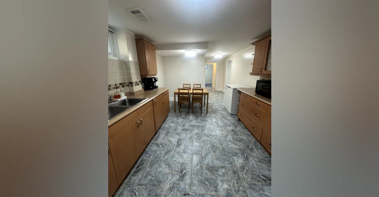 Bsmt-31 Whitelock Crescent, Toronto, ON, M2K 1V9 - 7