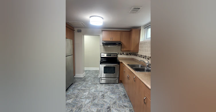 Bsmt-31 Whitelock Crescent, Toronto, ON, M2K 1V9 - 6