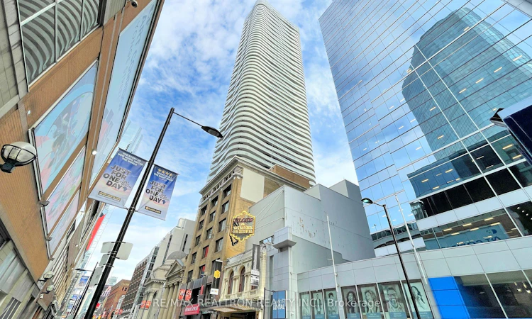 5905-197 Yonge Street