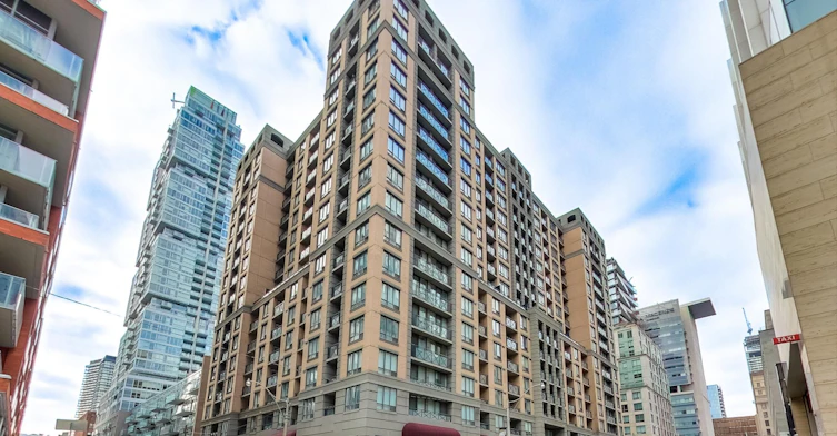 PH09-140 Simcoe Street, Toronto, ON, M5H 4E9 - 36