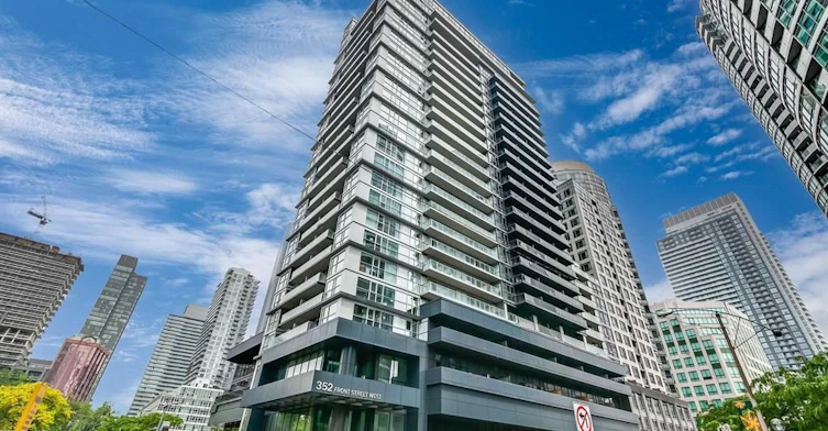 1517-352 Front Street W, Toronto, ON, M5V 0K3