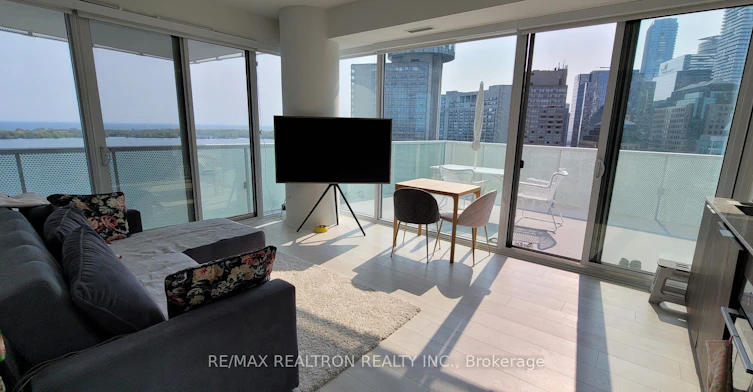 2404-15 Queens Quay E, Toronto, ON, M5E 0C5 - 3